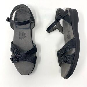 SAS Vintage Duo Quarter Strap Sandal in Black 7.5 Slim